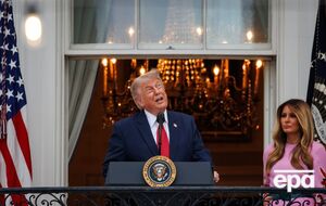 Трамп знову розлютив дружину своєю "непрезидентською" витівкою в публічному місці. Відео