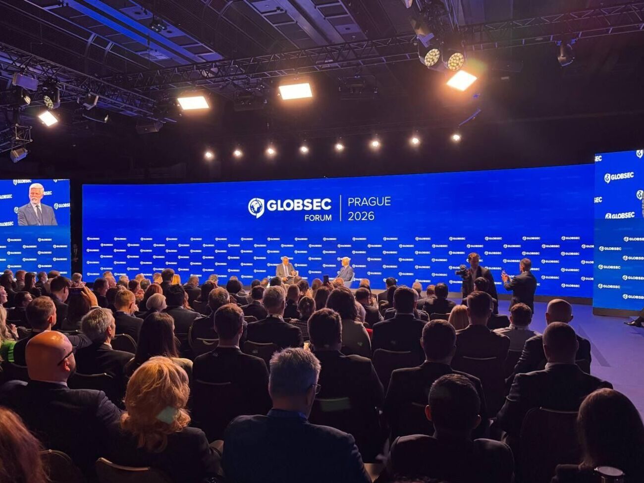 Представники "Сталевого фронту" виступили на GLOBSEC Defence Forum у Празі