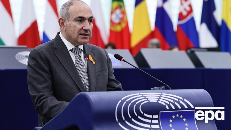 "Залишиться тільки не забути паспорт". Пашинян анонсував безвіз Вірменії з ЄС