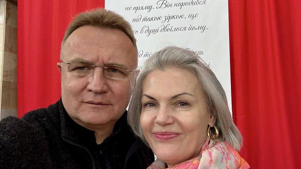 Огромный особняк с укрытием, который обстреляли из гранатомета. Как изнутри выглядит дом мэра Львова