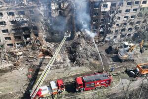 РФ пошкодила приблизно 300 об'єктів у Києві під час масованої атаки – Зеленський