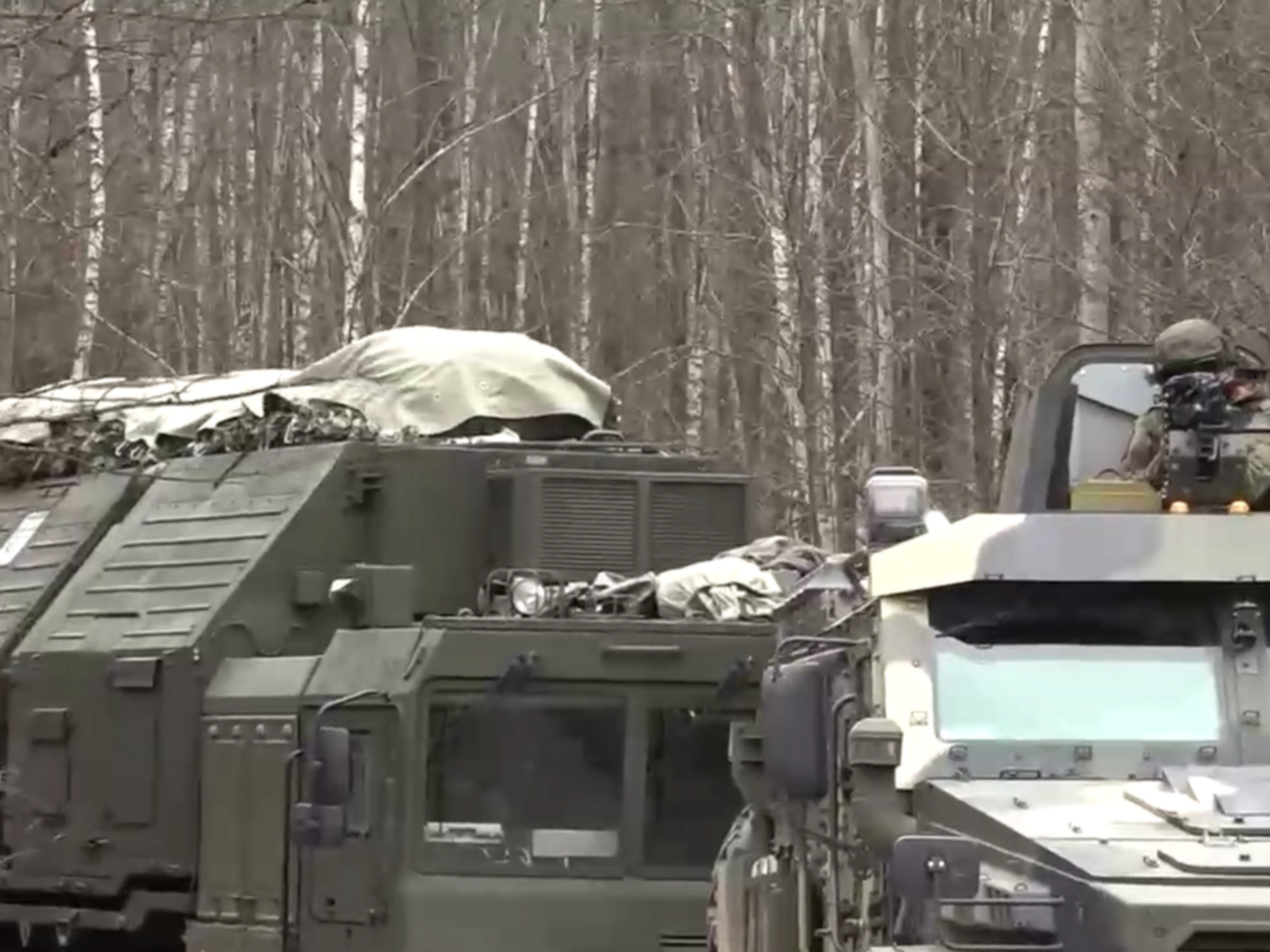 У мережі писали про два пуски "Орєшніка" по Україні. У Повітряних силах прокоментували