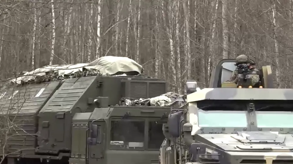 У мережі писали про два пуски "Орєшніка" по Україні. У Повітряних силах прокоментували
