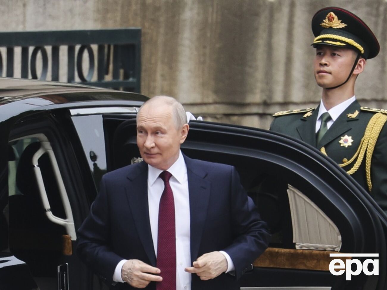 Сифилис, рак, психопатия. Что известно о диагнозах Путина?
