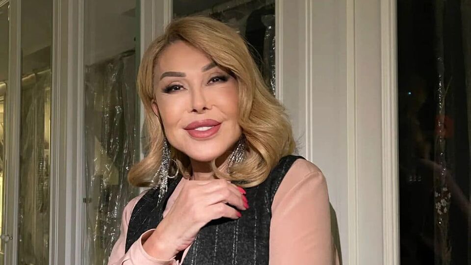 Мечтает о Путине и ходит без трусов: как 72-летняя Успенская стала посмешищем