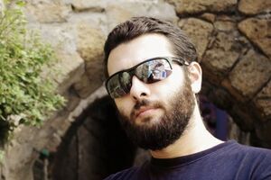 Только украинцам судить своих Героев. И только украинцам решать, где и как их хоронить