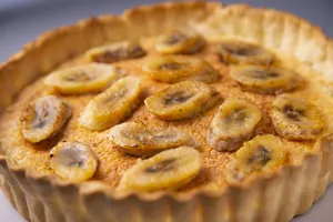 Вкусный пирог без выпечки. Банановое лакомство к чаю