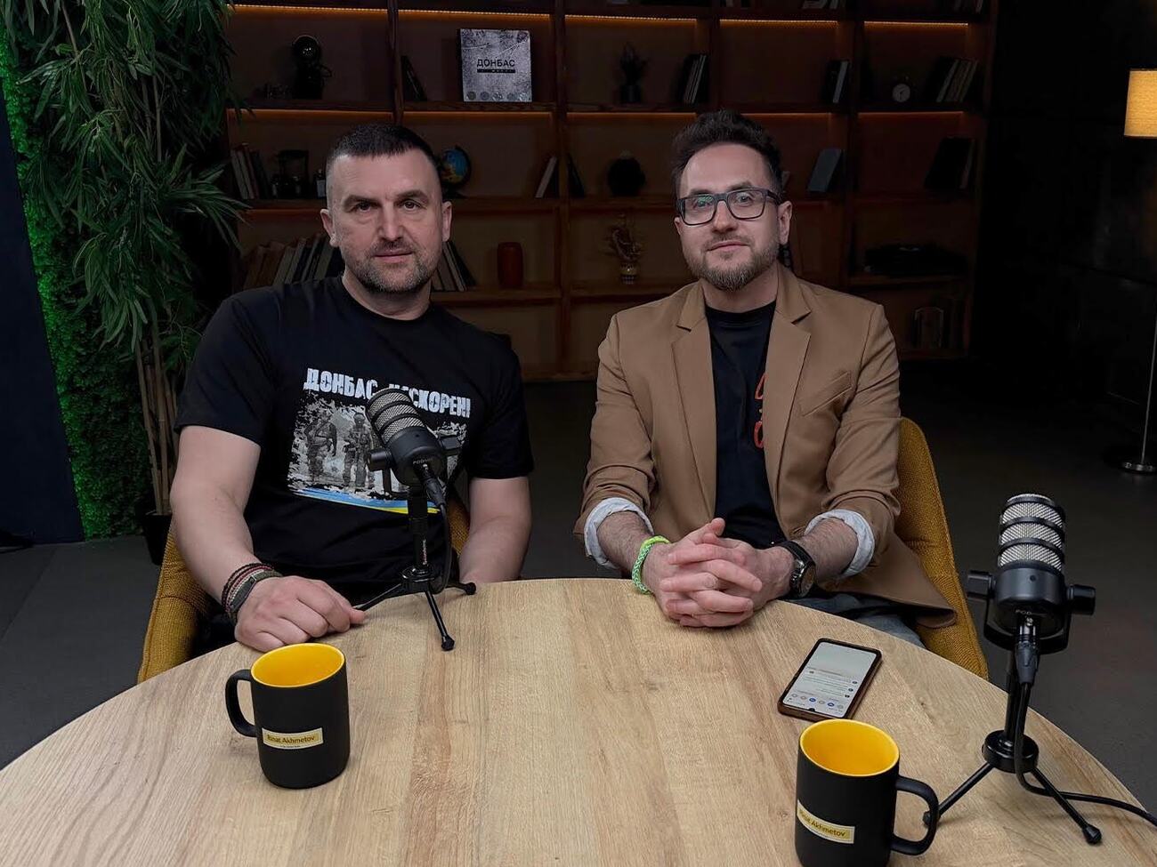 "Я пройшов полон фізично, а родина – морально". Захисник Маріуполя Дмитро Морозов став гостем подкасту "Про Мене. Про Тебе"