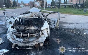 Дрон уничтожил полицейскую машину под Сумами, есть тяжелораненый. Фото