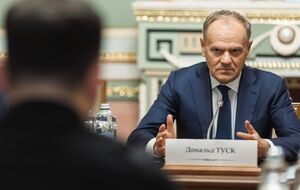 Туск назвал "абсурдом" предложение РФ о перемирии 9 мая