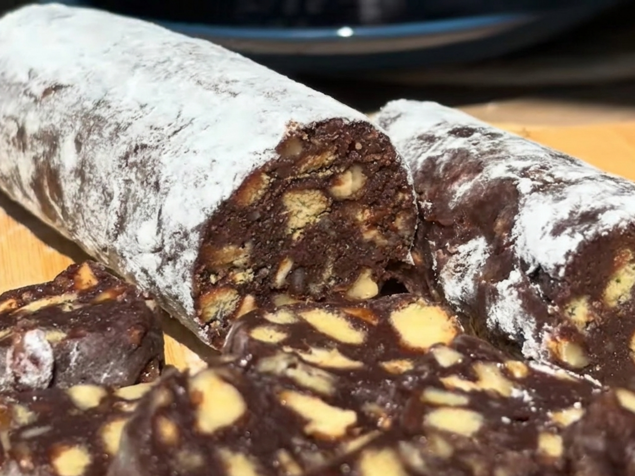 "Тот самый вкус детства". Классический рецепт божественной шоколадной колбаски 