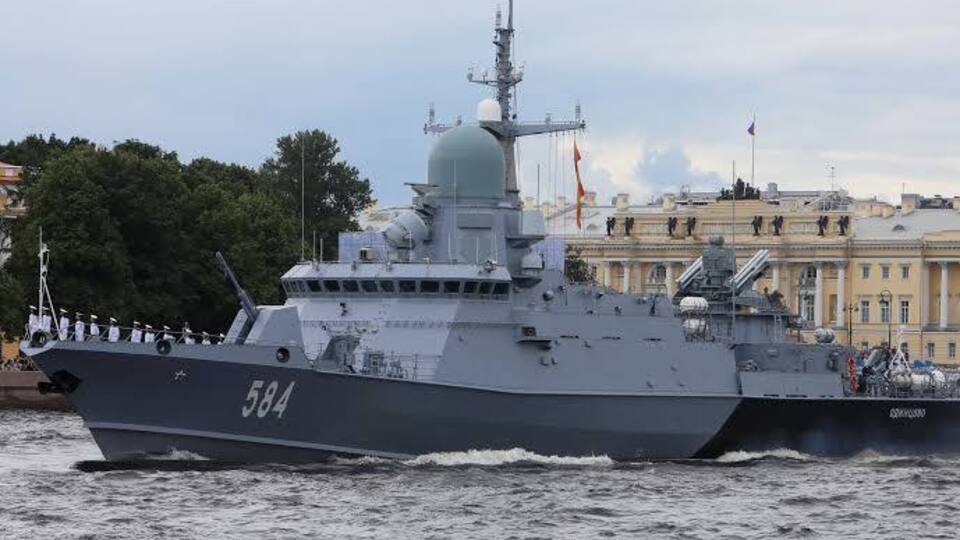 "Мінус ще один". Зеленський повідомив про ураження російського носія "Калібрів" – корабля "Каракурт"