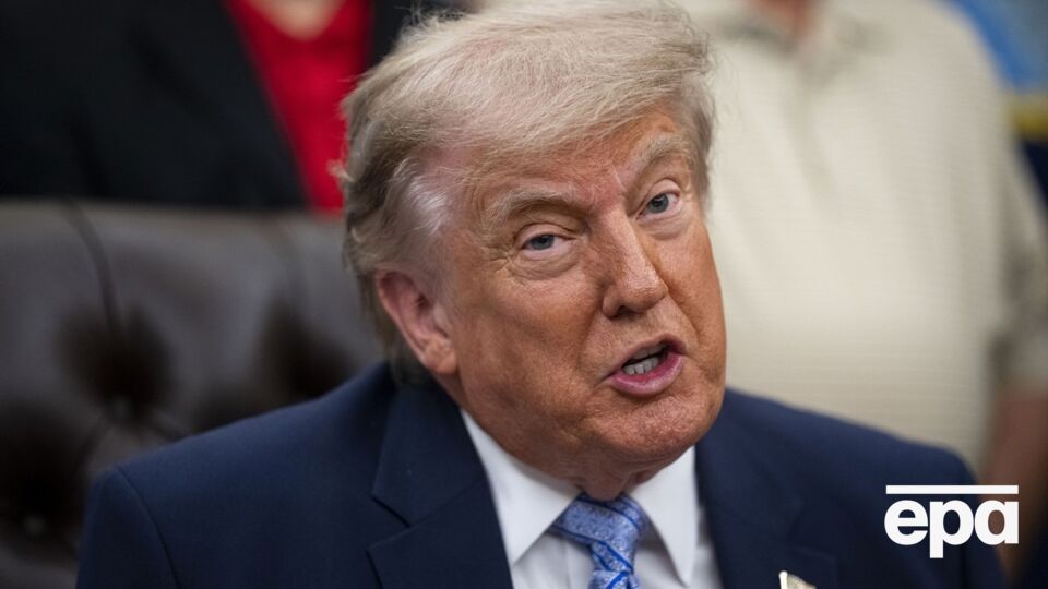Отечность ног, раздражение мягких тканей. Врач Трампа опубликовал результат его медосмотра