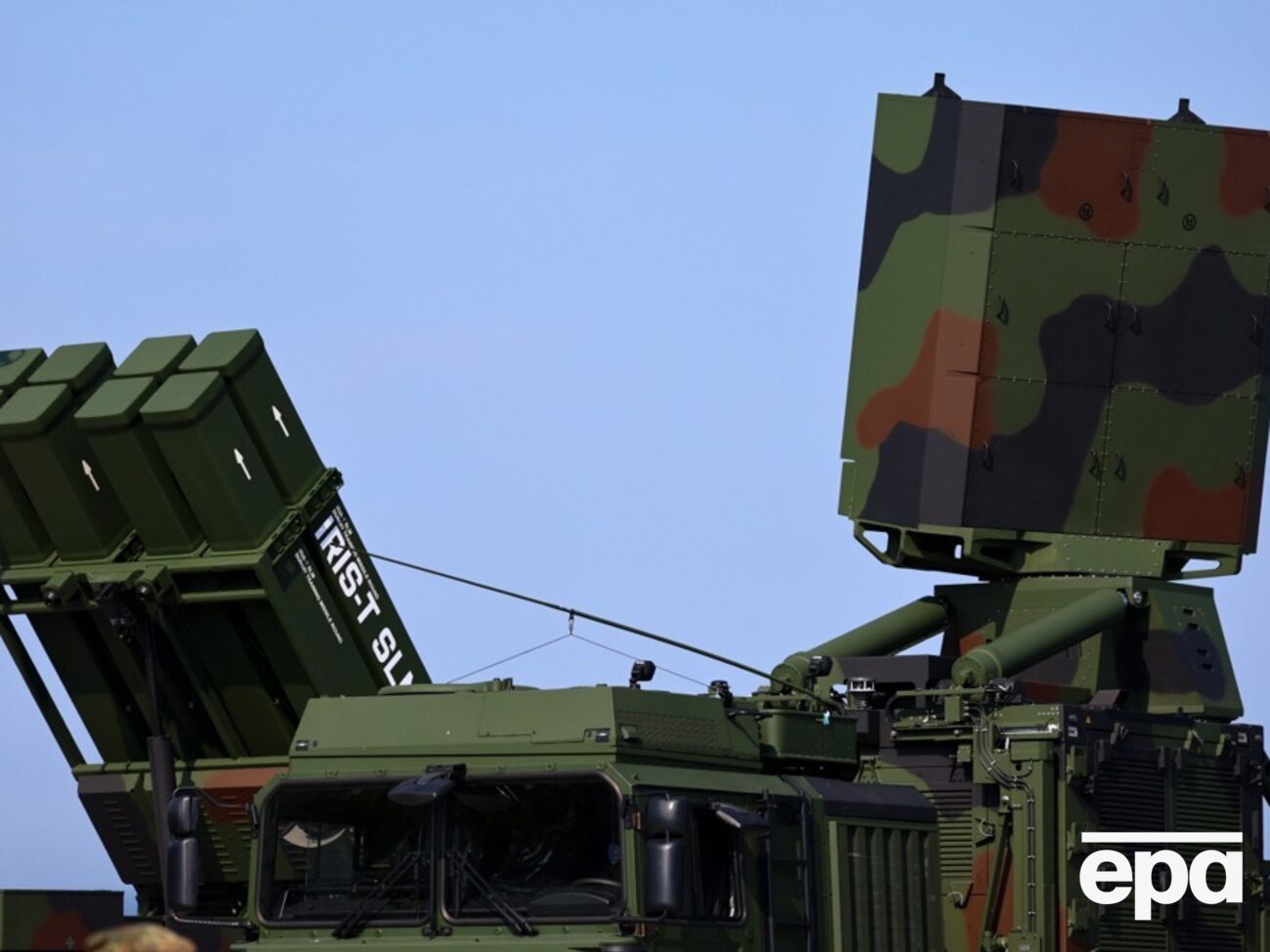 Зеленский: Украина получила новую пусковую установку IRIS-T