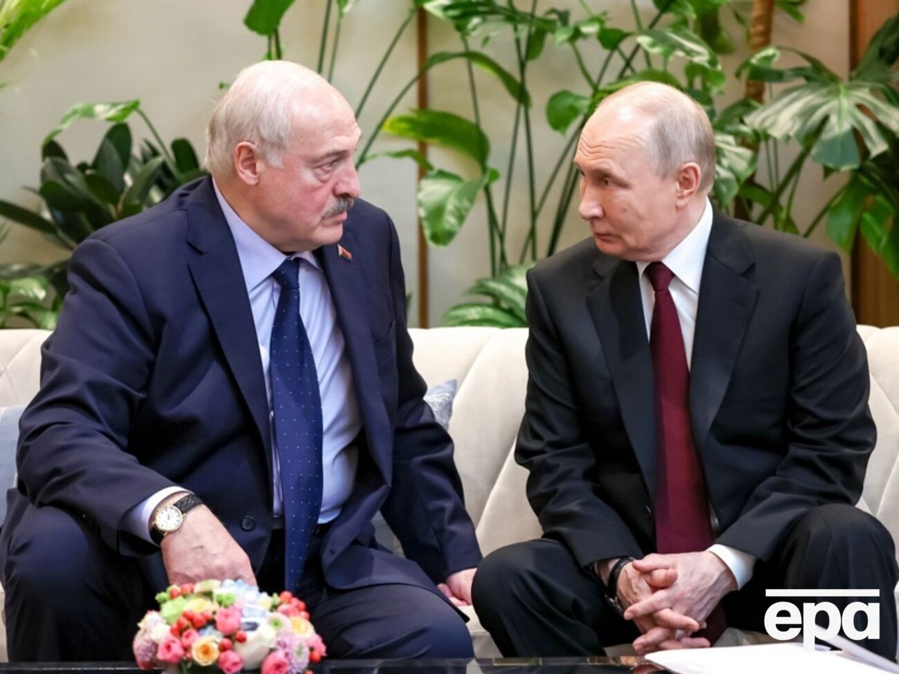 Лукашенко слідом за Путіним почав погрожувати Вірменії "українським сценарієм"