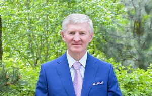 Ні роботи, ні грошей. Ахметов розповів про ситуацію в Донецьку і про те, що відбувається з "Донбас Ареною"