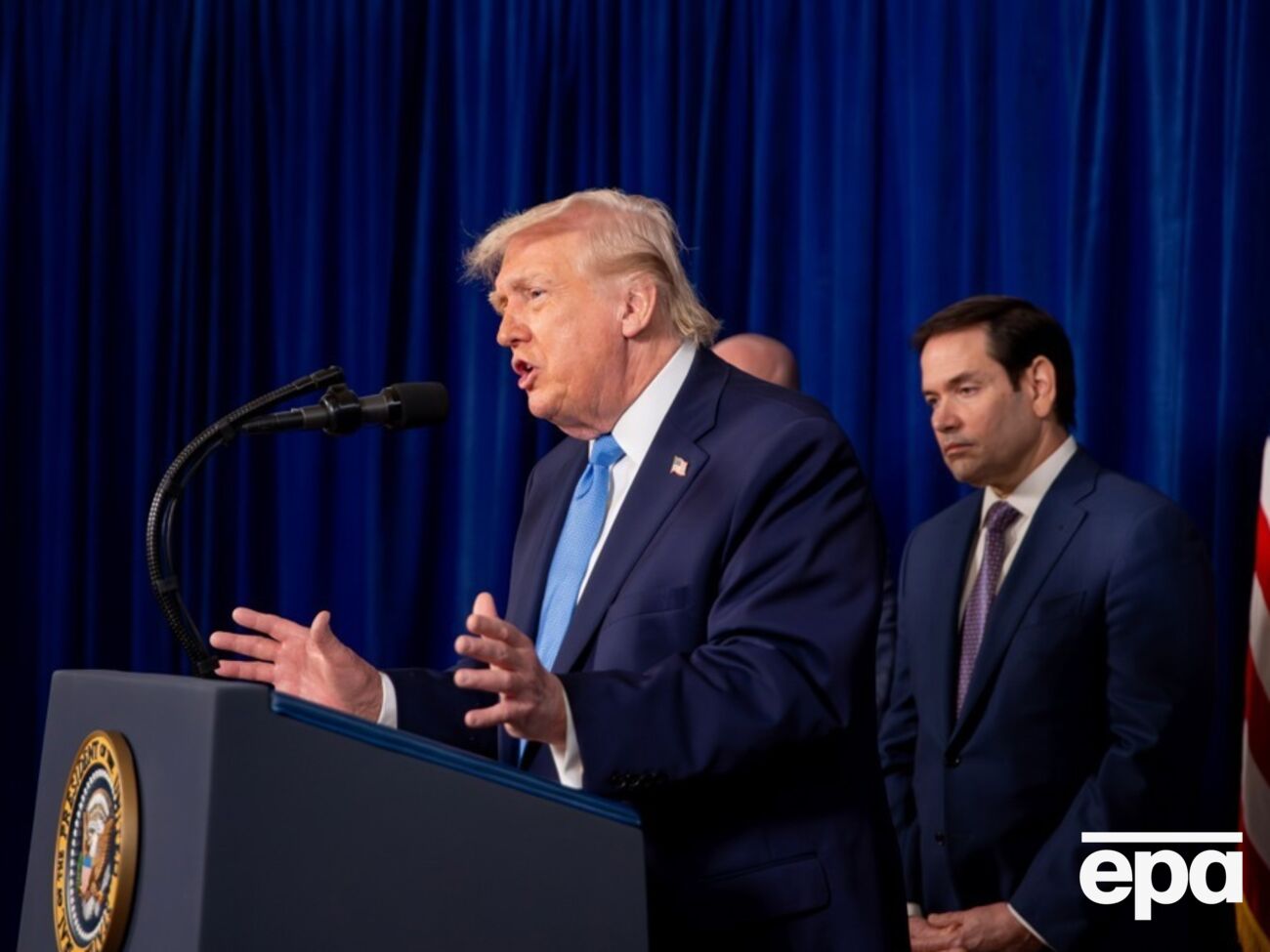 Трамп оголосив операцію зі звільнення суден в Ормузькій протоці, Іран відреагував