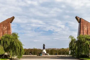 Берлін планує заборонити радянську, російську й білоруську символіку 8-го й 9 травня