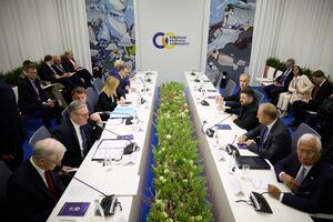 Десятки лідерів Європи зібралися у Вірменії, де розташована військова база РФ. Головне про саміт у Єревані