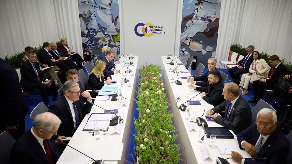Десятки лідерів Європи зібралися у Вірменії, де розташована військова база РФ. Головне про саміт у Єревані