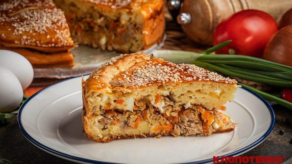 Заливний пиріг із тунцем і овочами. Покроковий рецепт