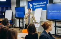 Тренери "Серця Азовсталі" провели тренінг із посттравматичного зростання в Маріупольському державному університеті
