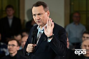 Сікорський назвав умову, за якої Польща зможе "пробачити" Фіцо візит до Москви