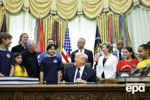 Трамп во время выступления перед детьми рассказывал об убийствах в Иране и ядерном оружии