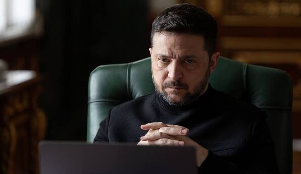 "Україна чітко заявляла, що діятиме дзеркально". Зеленський заявив про зрив Росією режиму тиші