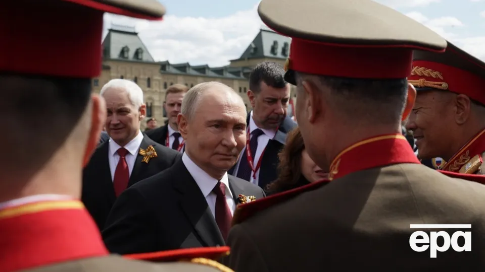 "Так получилось". Парады 9 мая отменили в трети регионов РФ, и даже лидеры стран СНГ не спешат к Путину. Главное
