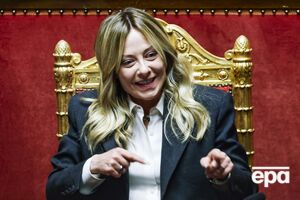 "Даже улучшили". Мелони прокомментировала свое фото в нижнем белье, сгенерированное ИИ