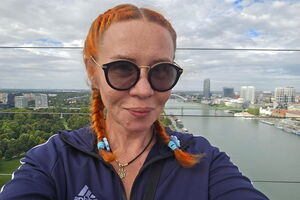 Никто. Никак. Не реагирует на тревогу. Этот звук – белый шум Харькова