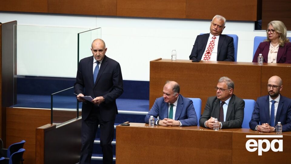 В Болгарии утвердили новое правительство во главе с пророссийским экс-президентом