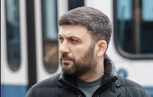Нацисты отводили каждого пятого на расстрел. Каждый раз бабушка думала: "Ну вот, сейчас мне выпадет быть пятой – и все"