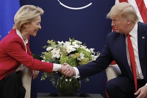 После "прекрасного разговора" с фон дер Ляйен Трамп поставил ЕС ультиматум по поводу пошлин