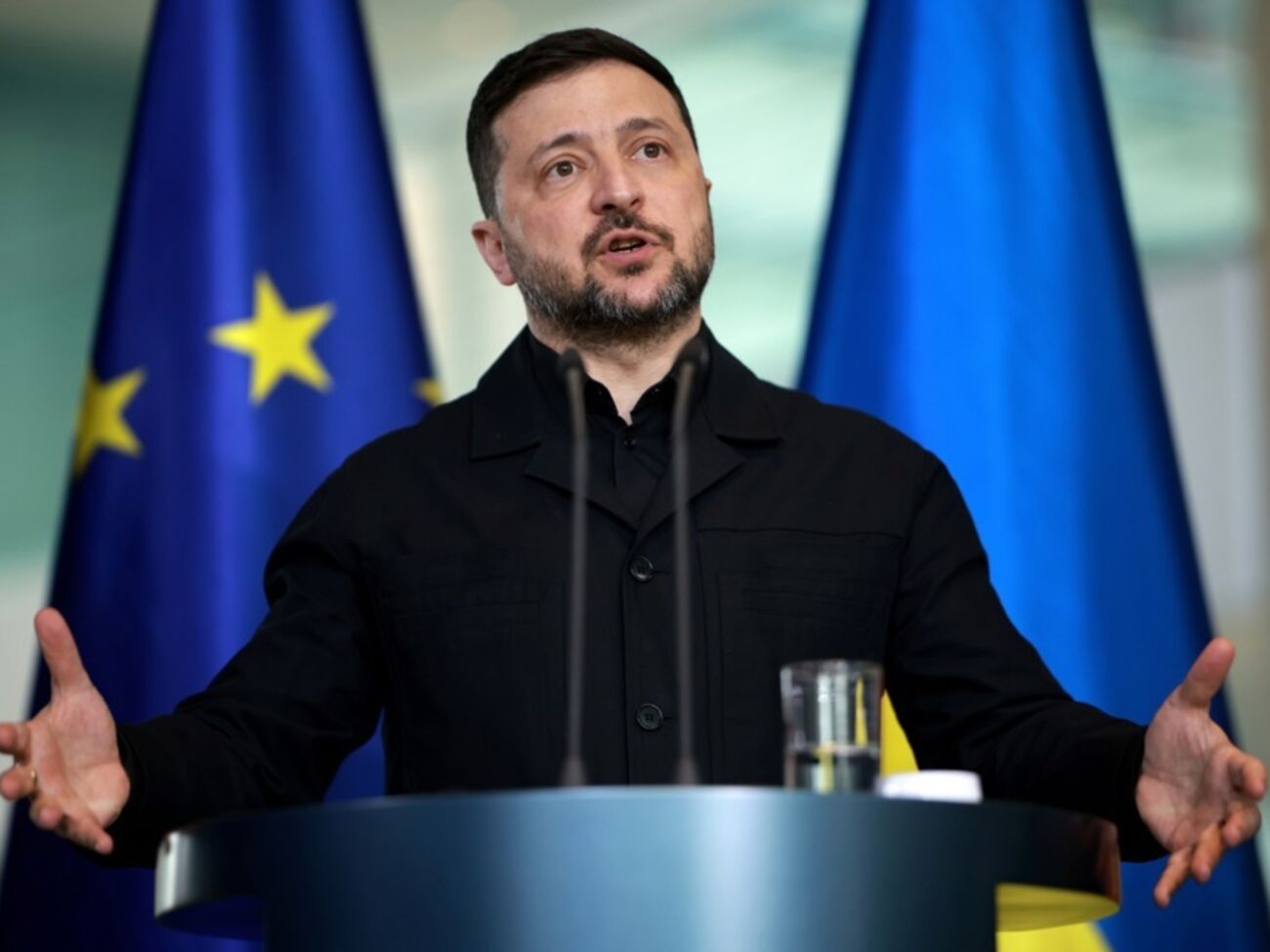 "Ми захищаємо нашу Європу". Зеленський привітав українців із Днем Європи