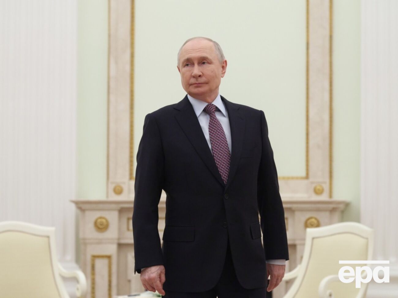 У Кремлі нові обмеження для посадовців. На зустрічах із Путіним заборонили наручні годинники