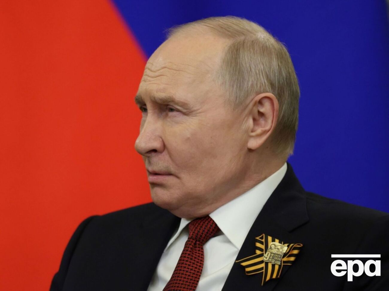 "Остаточна крапка". Путін назвав умову для зустрічі із Зеленським "у третій країні"
