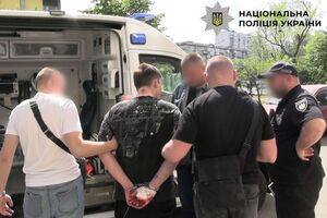 У Києві чоловік випав із вікна 11-го поверху й помер. Поліція затримала громадянина РФ. Відео