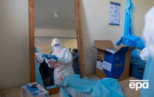 "Живі свідчення того, що спалах можна зупинити". У ДР Конго п’ятьох людей вилікували від Еболи