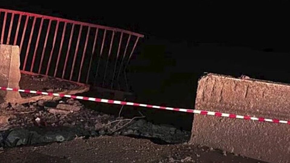 Чонгарський міст виведено з ладу після повторного удару – ЗСУ