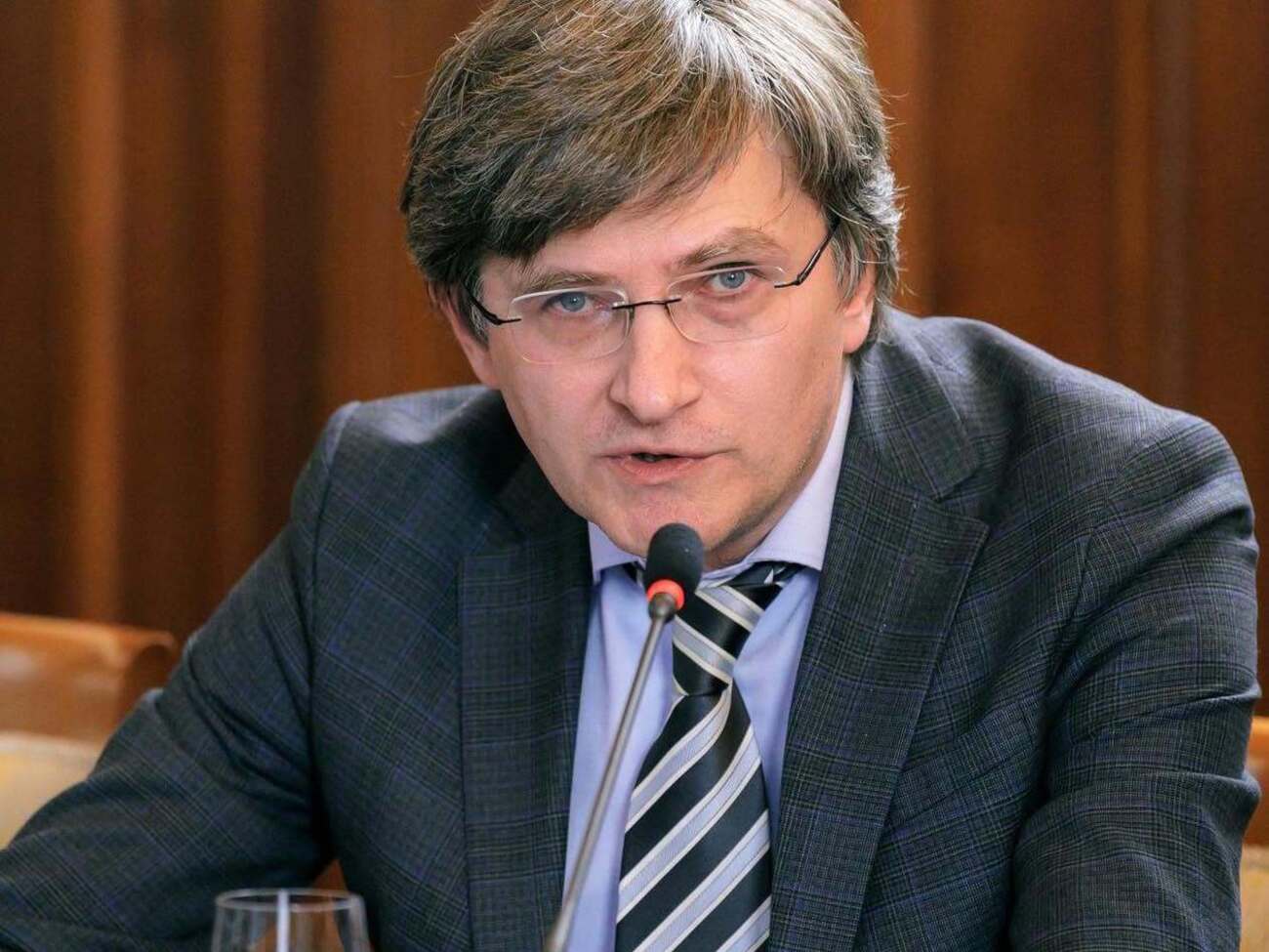 Можна не стукатися до Польщі у зачинені двері, а обрати іншій "стадіон"