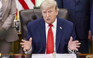 Трамп скасував "дуже сильні удари" по Ірану. Що стоїть за різкою зміною планів
