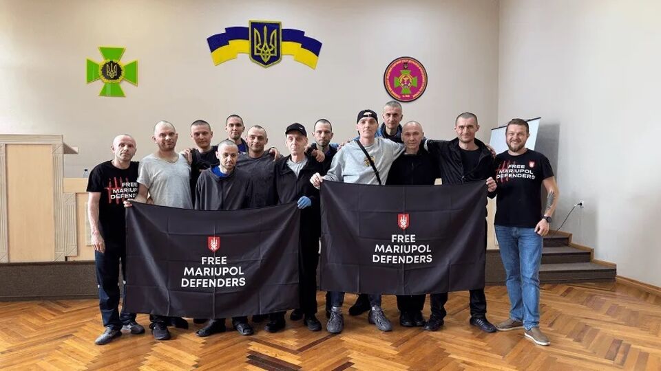 Військовим, звільненим під час останнього обміну, розповіли про програми "Серця Азовсталі"
