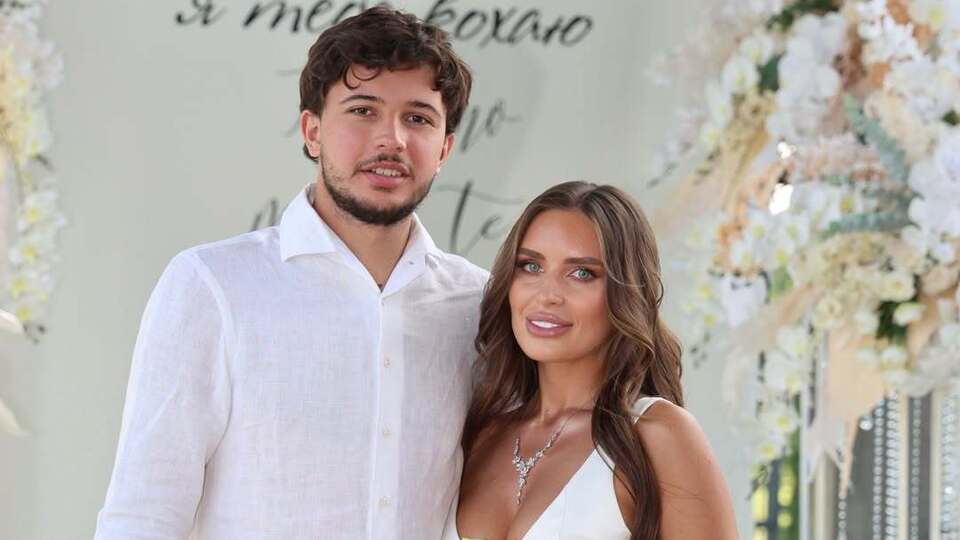22-річний динамівець попрощався з холостяцьким життям – різниця у віці не стала на заваді. Фото