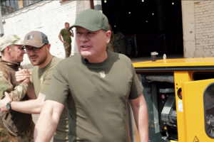 Батальйон "Свобода" отримав від "Української команди" генератор для великих об'єктів – Палатний