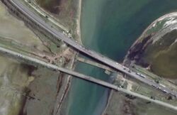 "Дорогой и неудобный остров". Зачем ВСУ бьют по мостам вокруг Крыма и получится ли изолировать полуостров