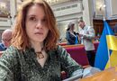 Безуглая "засветила" кружева в стенах пардамента. Фото