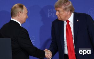 Трамп около часа разговаривал с Путиным. В Кремле заявили о готовности США "влиять на Киев"