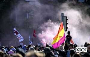 Саммит G7 под усиленной охраной. Во Франции стягивают тысячи силовиков, уже начались протесты